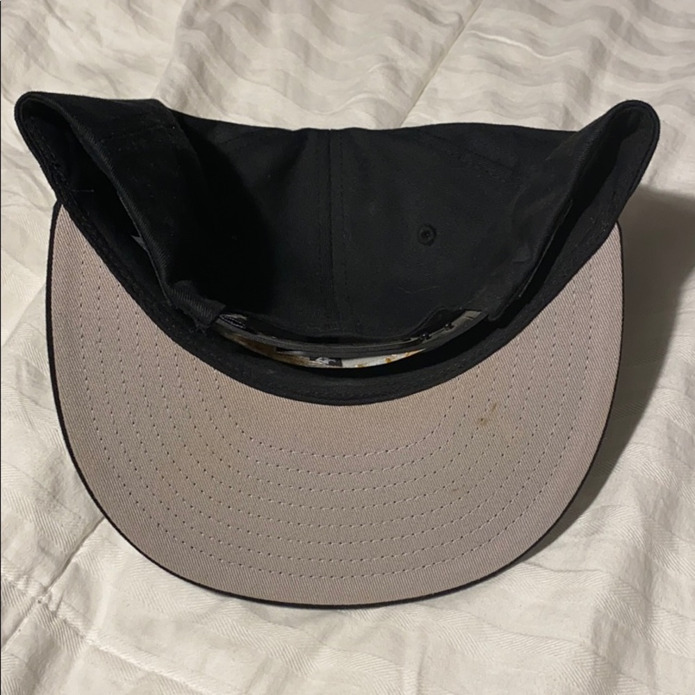 LRG SnapBack - Picture 2 of 3